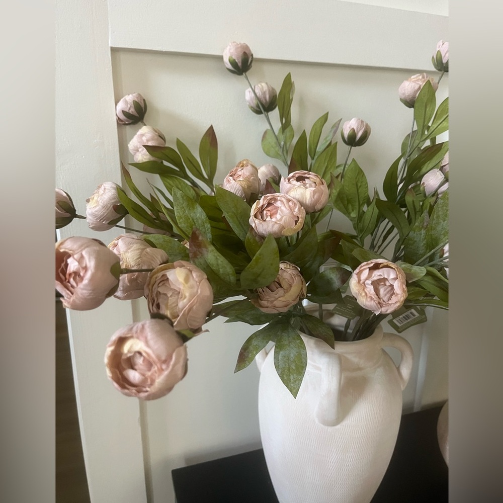 Ashland Tan Peony Stems (4 stems)